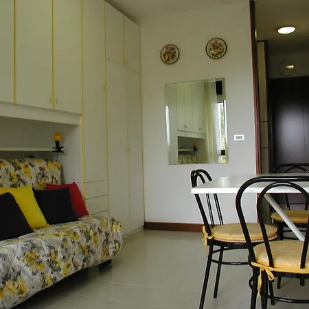 Complesso Solarium Μπιμπιόνε