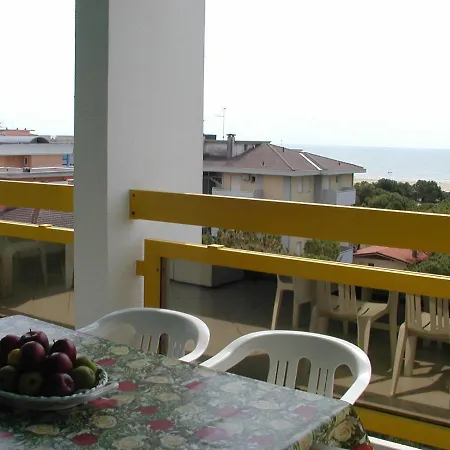 公寓 Complesso Solarium Immobiliare Friuli 比比翁