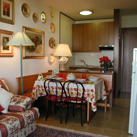 公寓 Complesso Solarium Immobiliare Friuli