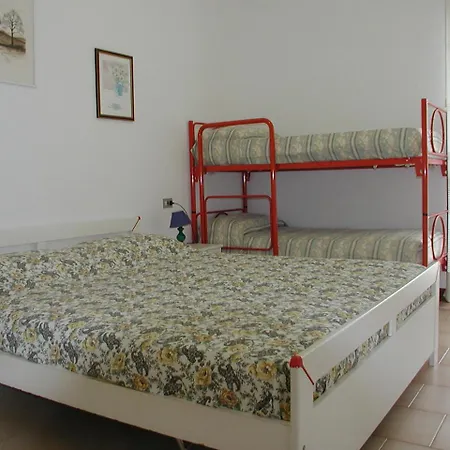 Complesso Solarium Immobiliare Friuli 公寓 *