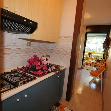 公寓 Complesso Solarium Immobiliare Friuli 比比翁