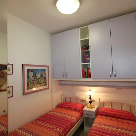 Complesso Solarium Immobiliare Friuli 比比翁