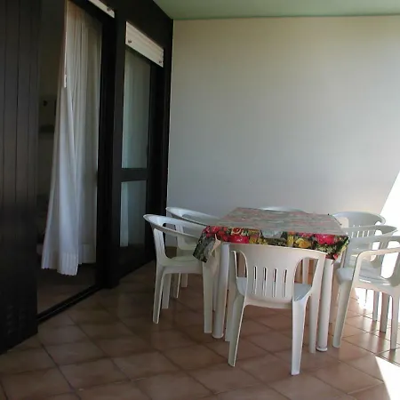 Complesso Solarium Immobiliare Friuli * 比比翁